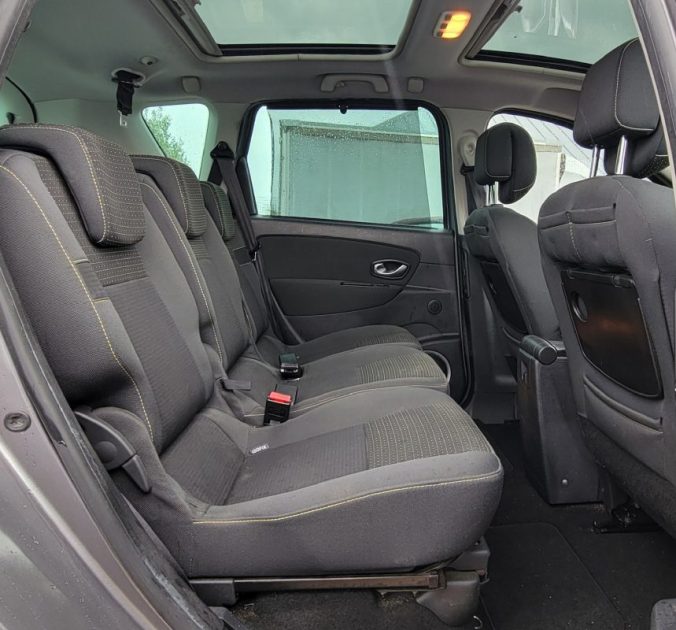 RENAULT SCENICIII 1.5 DCI 110 DISTRIBUTION + EMBRAYAGE NEUFS 
