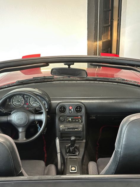Mazda MX-5 NA Miata 1.6 – 1990 – Cabriolet – Distribution neuve – Youngtimer collection -