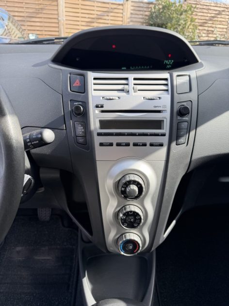 TOYOTA YARIS 1.0 VVT-I COOL 2008 - 78 109Kms -Premier Main - Distrib ok - Suivit TOYOTA