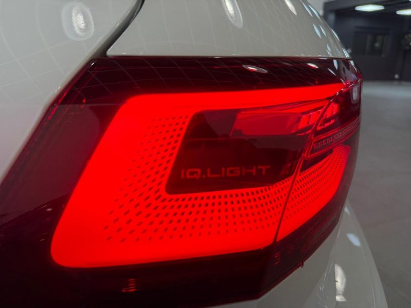 VOLKSWAGEN GOLF 8 GTi 2.0 TSI 245cv 14 000km / TOUT OPTION / TOIT OUVRANT / HARMAN KARDON