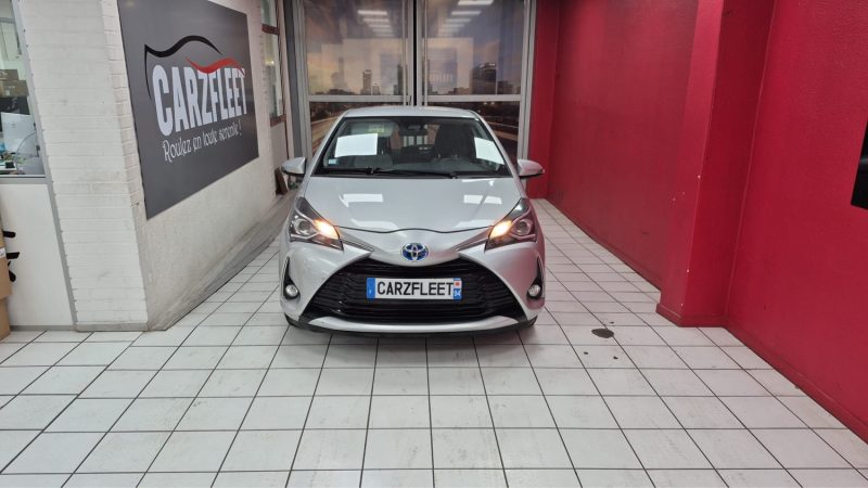TOYOTA YARIS HYBRIDE 100cv FRANCE BUSINESS/1 ERE MAIN