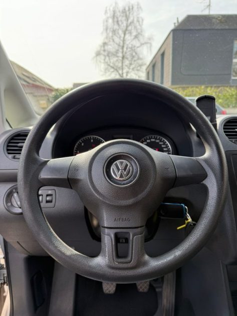 VOLKSWAGEN CADDY 1.6 TDi 102CV TRENDLINE BVM5