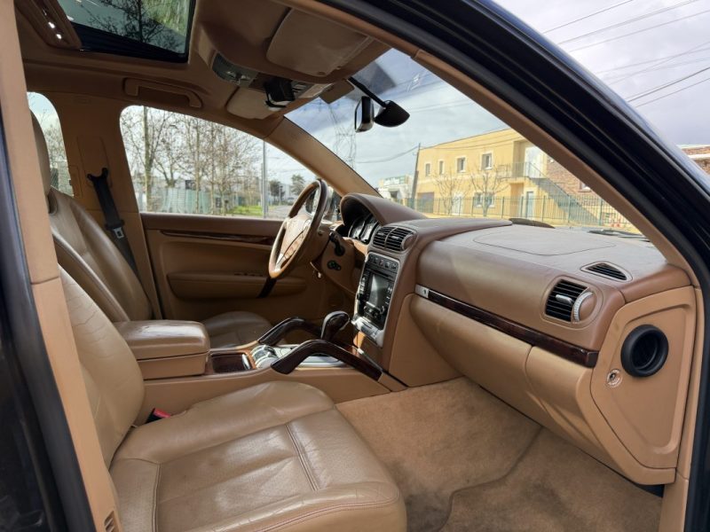 Porsche Cayenne  3,2L 250 CV Paiement 4X ou 10X Possible