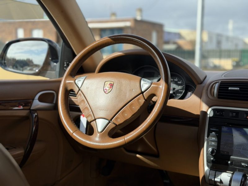 Porsche Cayenne  3,2L 250 CV Paiement 4X ou 10X Possible