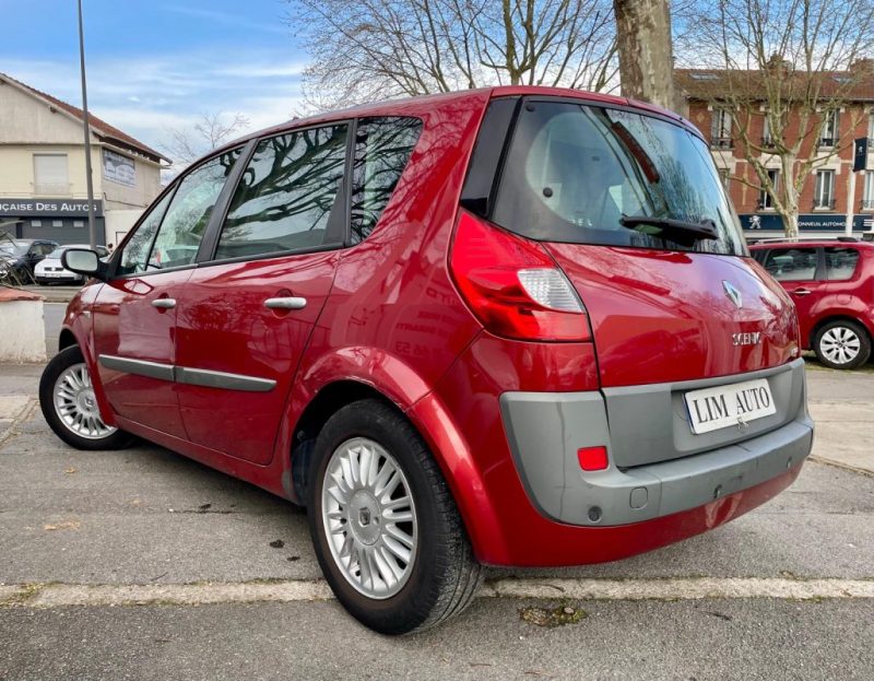 RENAULT SCENIC II 2.0 16V PRIVILEGE 