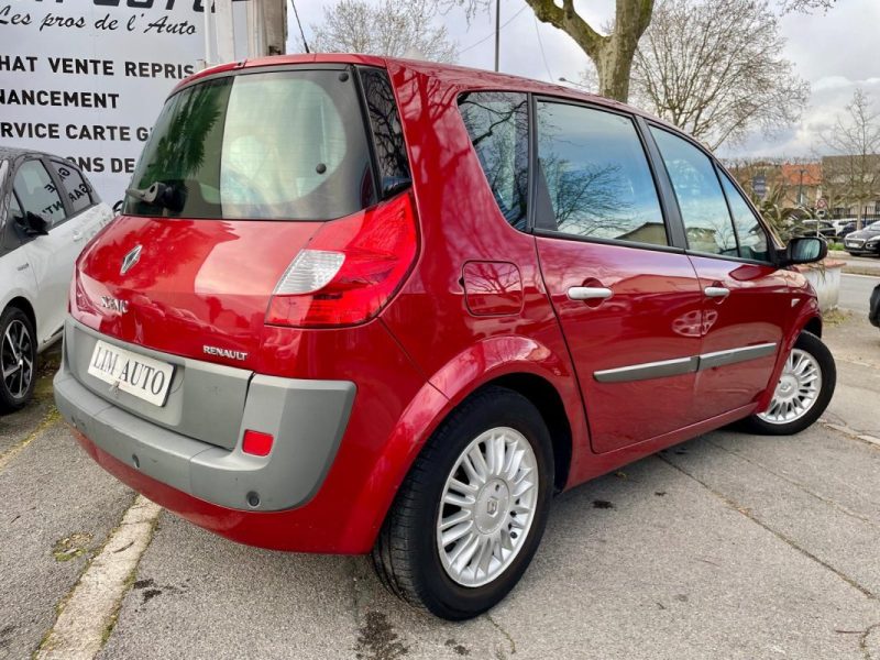 RENAULT SCENIC II 2.0 16V PRIVILEGE 