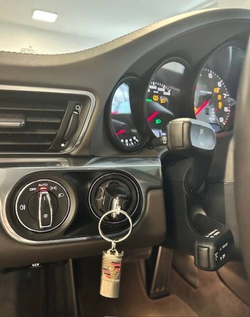 PORSCHE 911 CARRERA S 400 PDK 2016