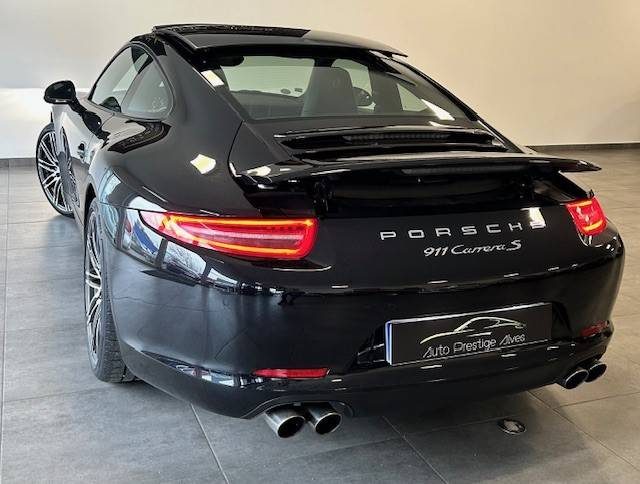 PORSCHE 911 CARRERA S 400 PDK 2016