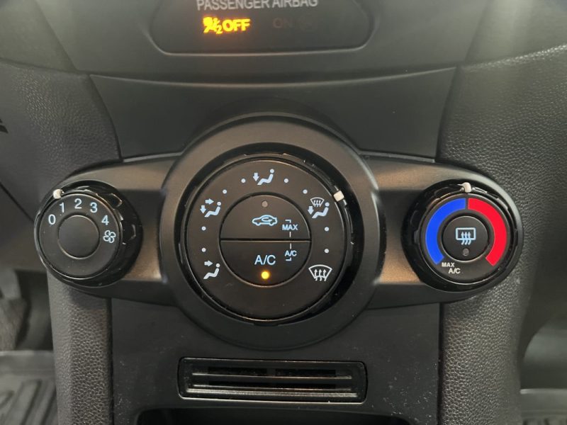 Ford Fiesta 1.25i 80ch Edition 5P | 2016 | Entretien complet