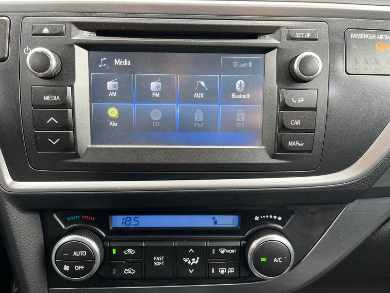 TOYOTA AURIS HSD 136H DYNAMIC 
