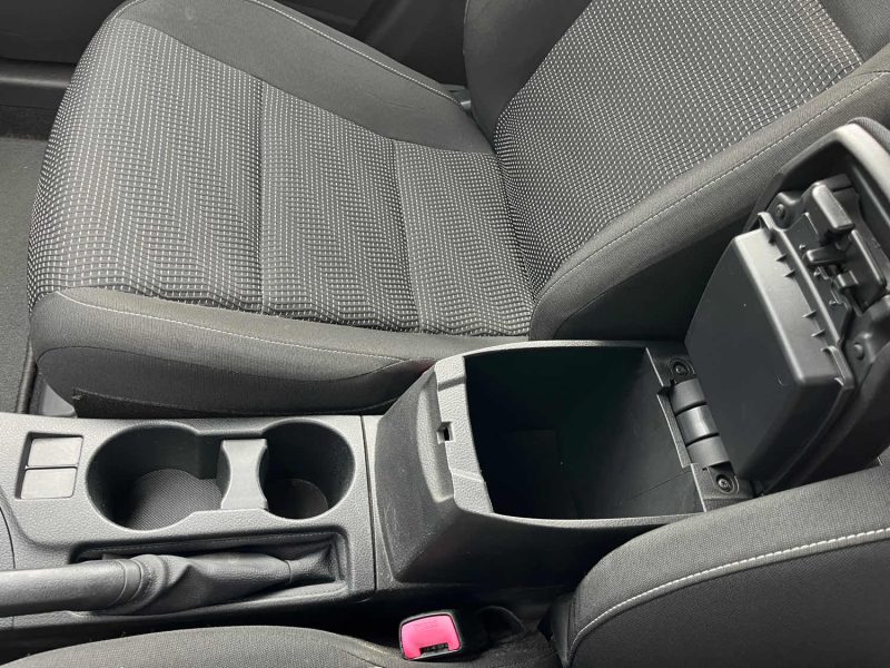 TOYOTA AURIS HSD 136H DYNAMIC 