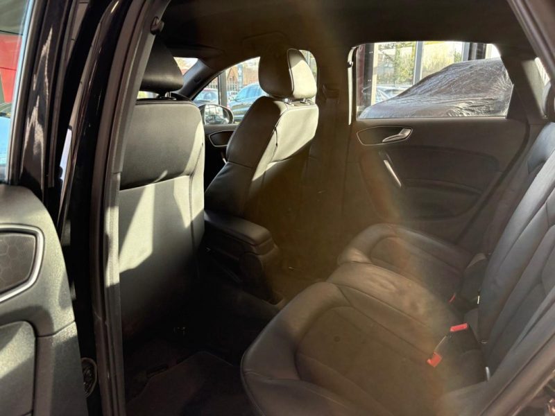 Audi A1 Sportback 1.2 TFSI 86 S-Line 🚗 79 999 km 📊 GPS 🧭 LED 💡 Suivi complet 📋 Garantie 🛡️