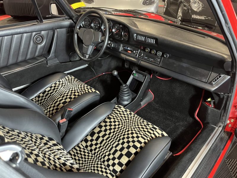 PORSCHE 911 SC 1983