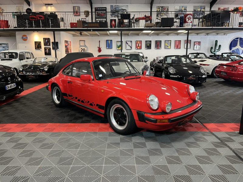 PORSCHE 911 SC 1983