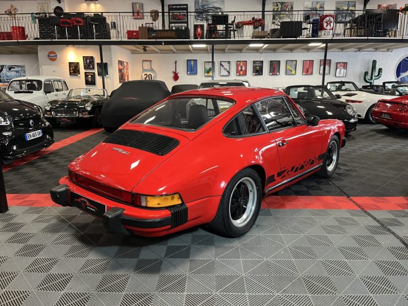 PORSCHE 911 SC 1983