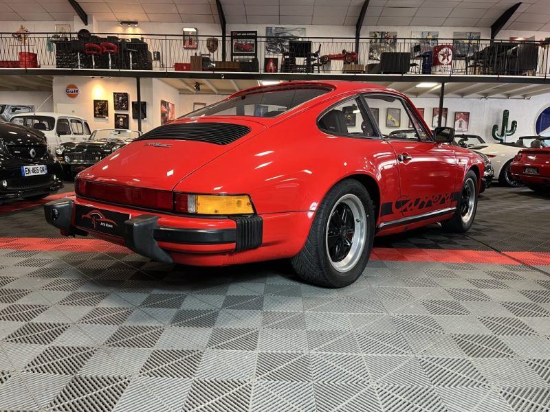PORSCHE 911 SC 1983