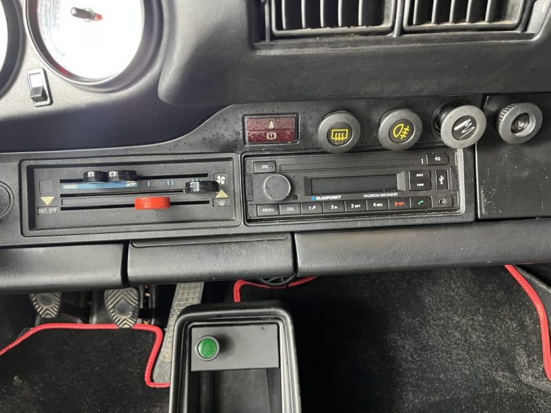 PORSCHE 911 SC 1983