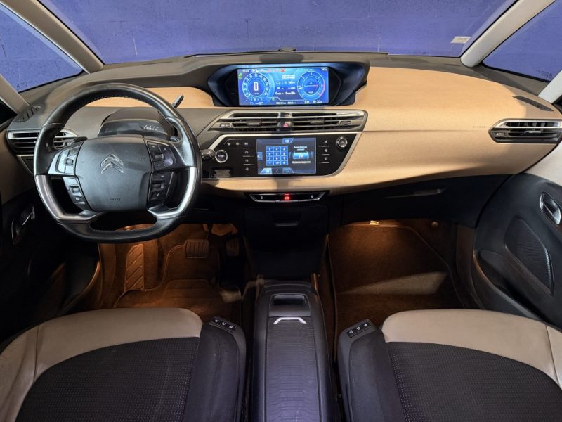 CITROËN C4 PICASSO EXCLUSIVE - AUTOMATIQUE - 1.6 HDi - 116 ch - ATTELAGE - ENTRETIEN SUIVI -