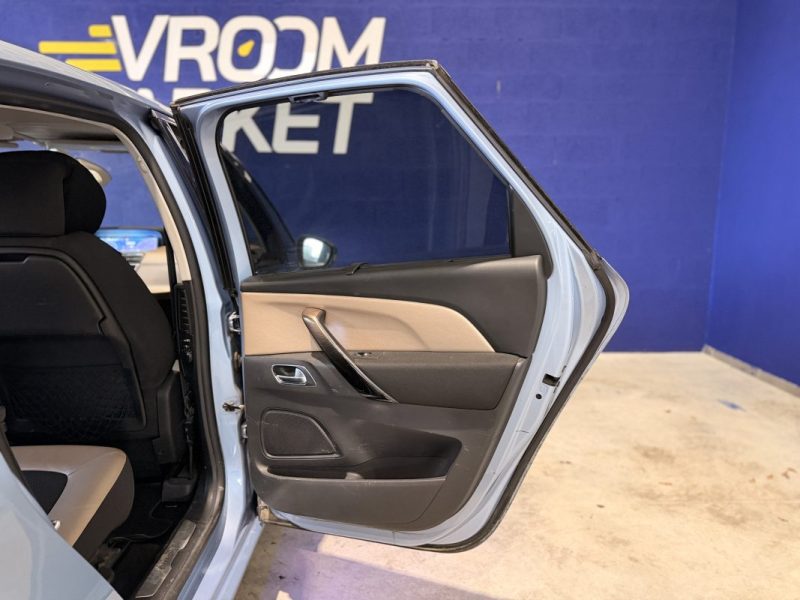 CITROËN C4 PICASSO EXCLUSIVE - AUTOMATIQUE - 1.6 HDi - 116 ch - ATTELAGE - ENTRETIEN SUIVI -