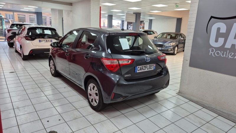 TOYOTA YARIS HYBRIDE 100cv FRANCE BUSINESS/1 ERE MAIN