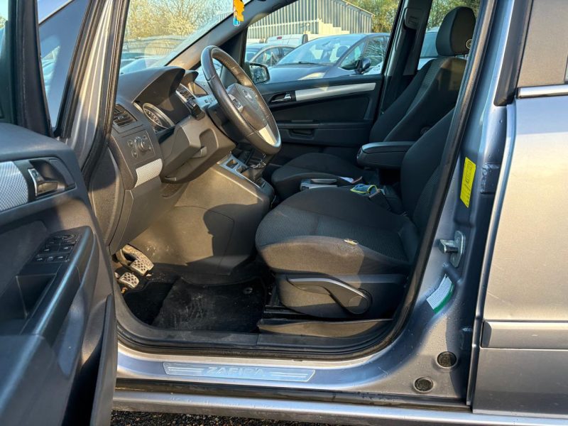 OPEL ZAFIRA 1.9 CDTI 120cv ENJOY PACK 7 place