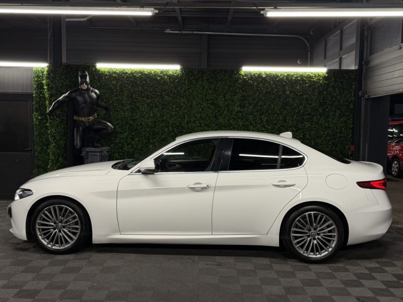 ALFA ROMEO GIULIA II 2.2 JTD 180 Cv LUSSO BOITE AUTO AT8 / INTERIEUR CUIR GPS CAMERA - GARANTIE 1 AN