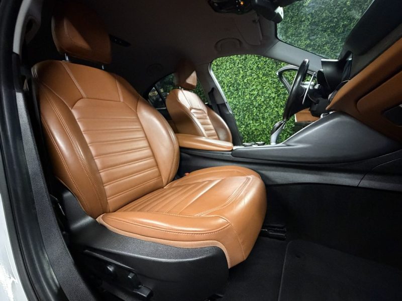 ALFA ROMEO GIULIA II 2.2 JTD 180 Cv LUSSO BOITE AUTO AT8 / INTERIEUR CUIR GPS CAMERA - GARANTIE 1 AN