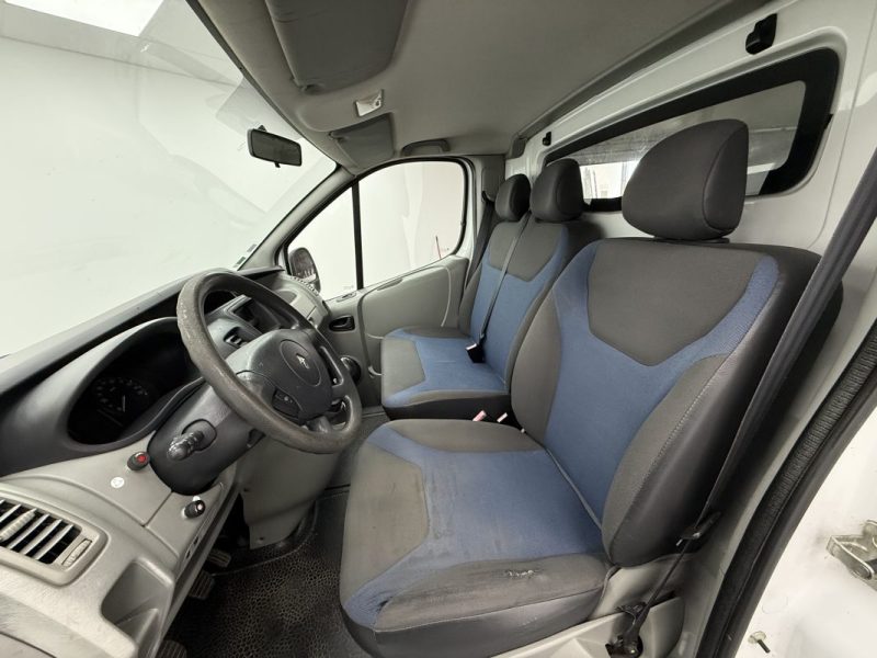 RENAULT TRAFIC GENERIQUE L1H1 2.0DCI 90cv 