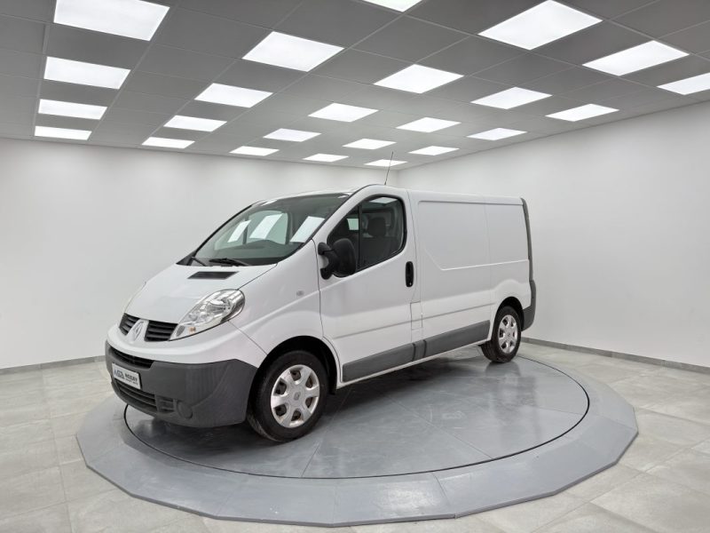 RENAULT TRAFIC GENERIQUE L1H1 2.0DCI 90cv 