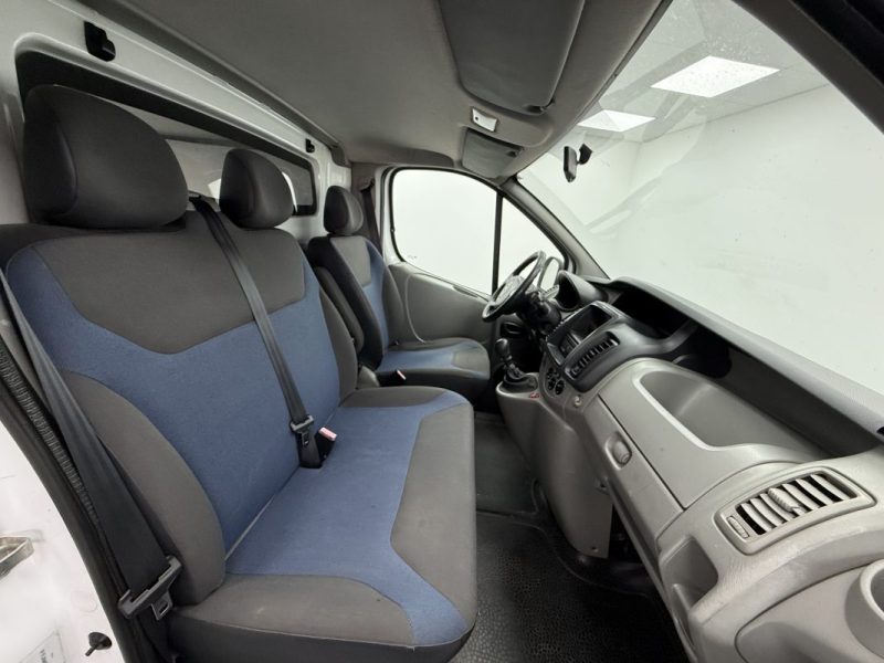 RENAULT TRAFIC GENERIQUE L1H1 2.0DCI 90cv 