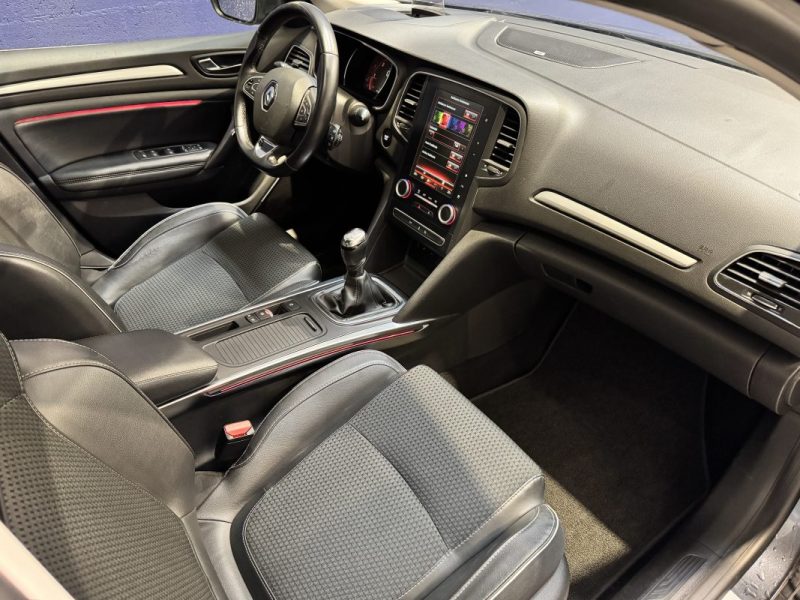 RENAULT MEGANE 4 1.5 dCi 110ch INTENS BOSE / KIT DISTRI OK