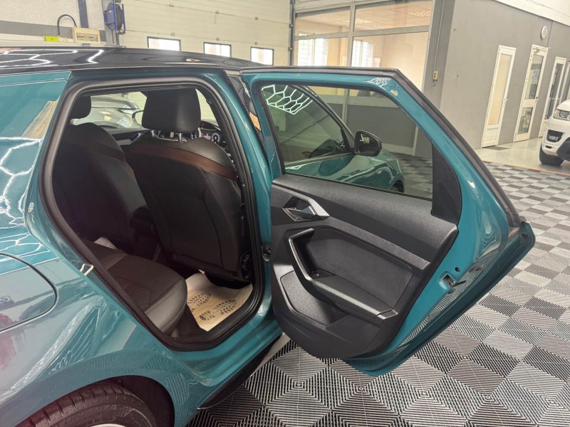 AUDI A1 SPORTBACK 30 TFSI 116ch S LINE S TRONIC 7 GARANTIE 12 MOIS 🇨🇵