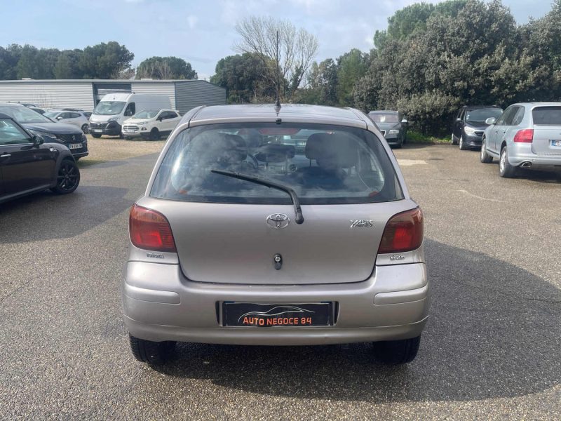 TOYOTA YARIS 75 D-4D TERRA 5P 223MKM