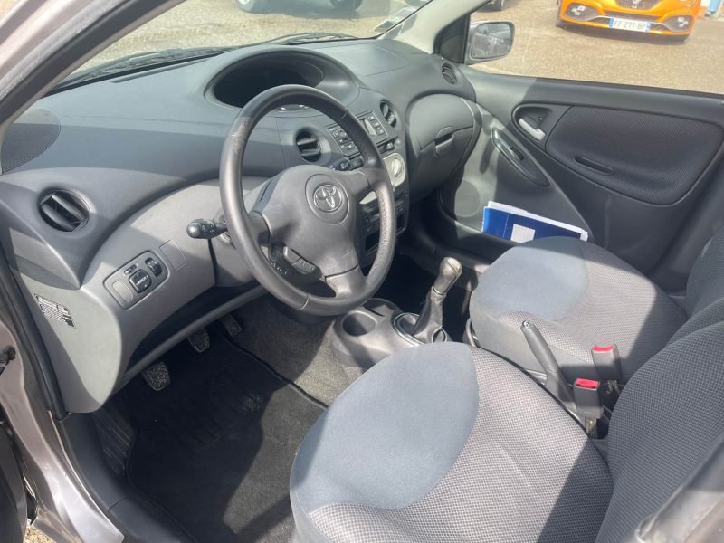 TOYOTA YARIS 75 D-4D TERRA 5P 223MKM