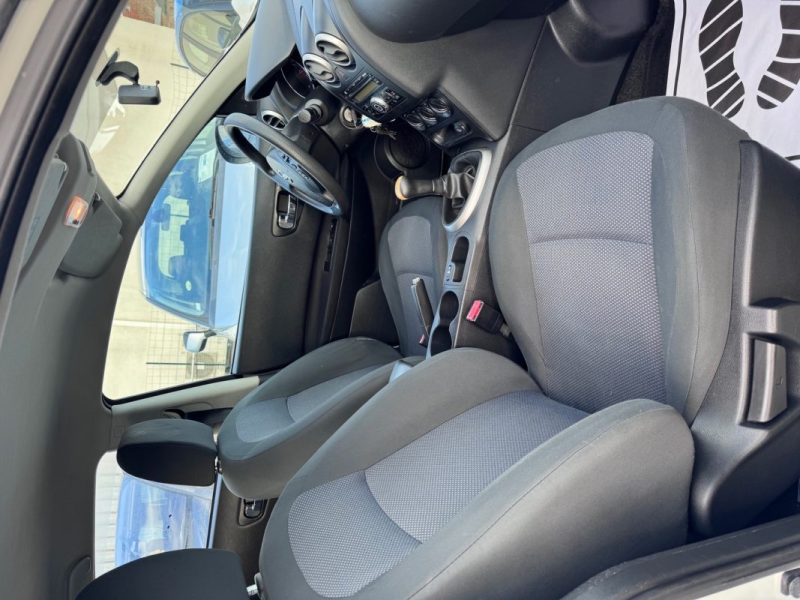 NISSAN  QASHQAI  1.6 I 4X2 117CV  2011
