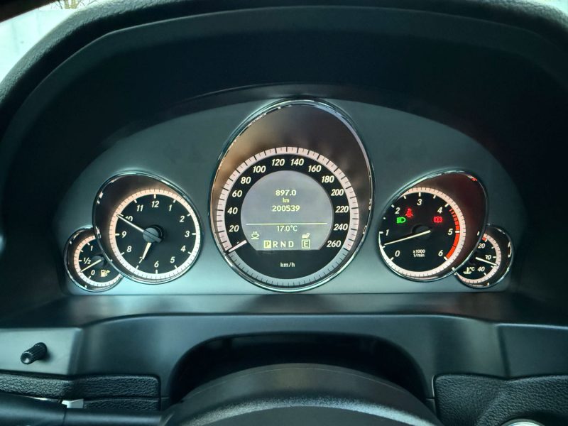 MERCEDES CLASSE E 350 CDI BE EXECUTIVE BVA SUIVI MERCEDES GARANTIE 6 MOIS 