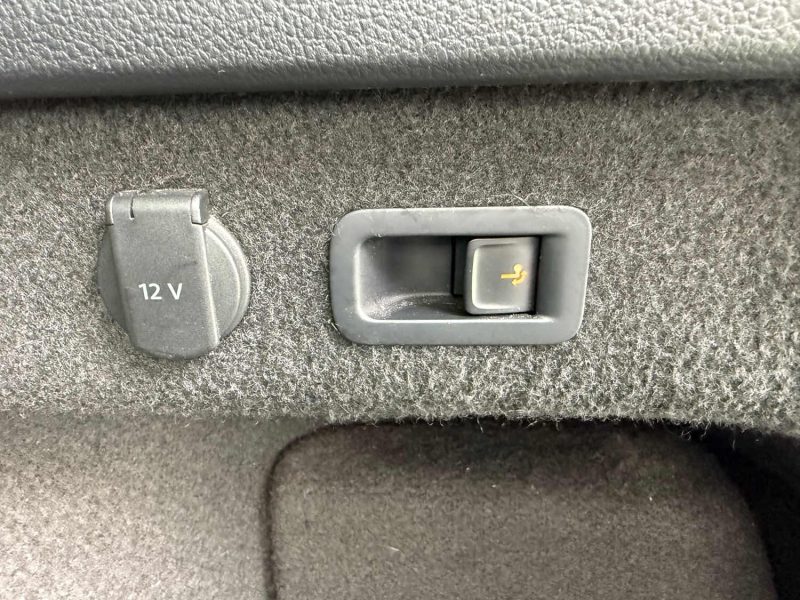 VOLKSWAGEN PASSAT BREAK 2.0 TDI 4MOTION 240CV CARAT EDITION GARANTIE 12 MOIS  