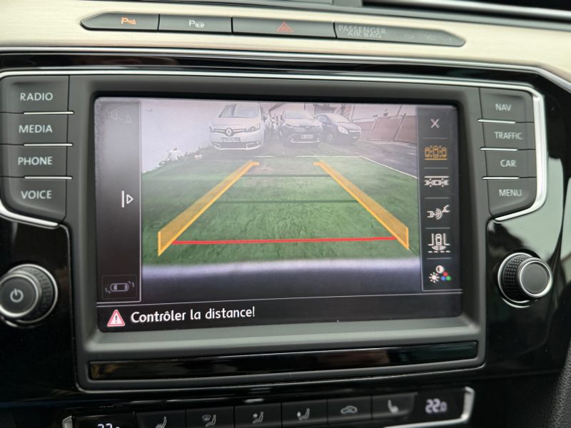 VOLKSWAGEN PASSAT BREAK 2.0 TDI 4MOTION 240CV CARAT EDITION GARANTIE 12 MOIS  