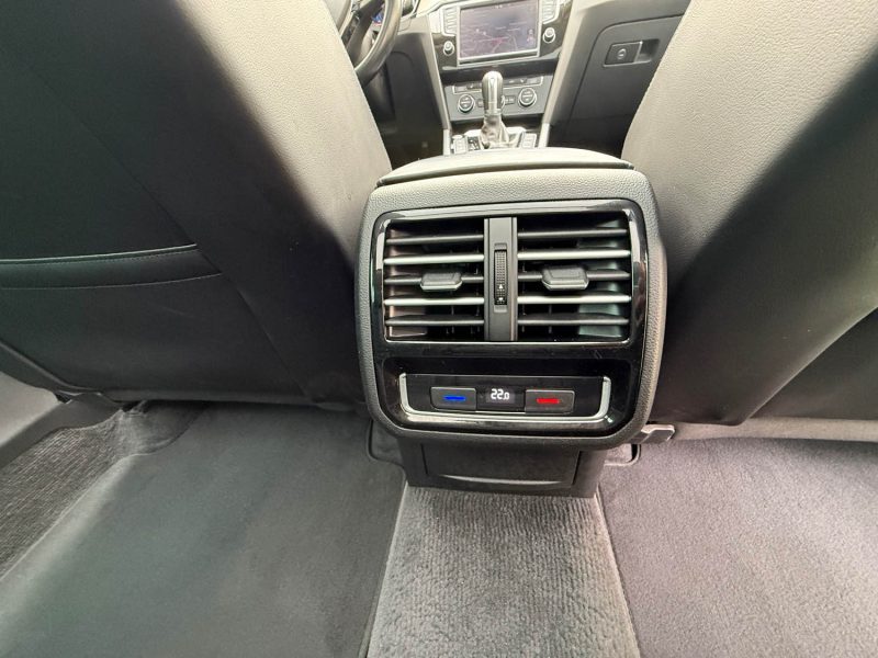 VOLKSWAGEN PASSAT BREAK 2.0 TDI 4MOTION 240CV CARAT EDITION GARANTIE 12 MOIS  