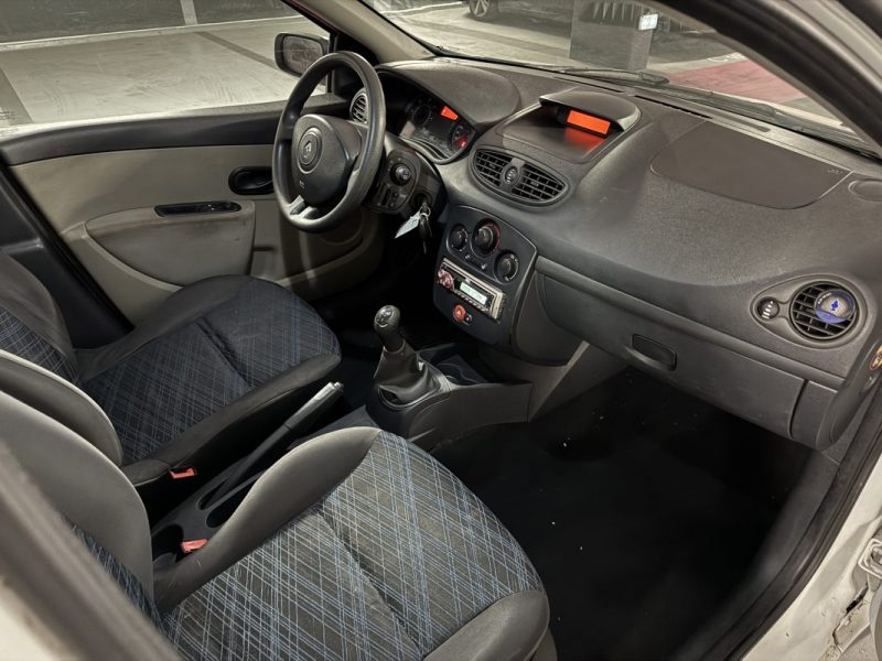 RENAULT CLIO III AUTHENTIQUE 1.5DCI 70 2008