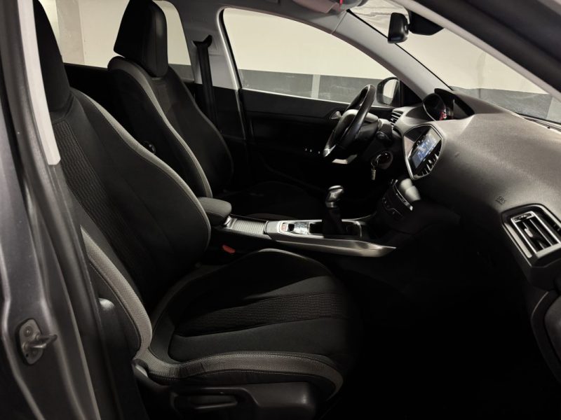 PEUGEOT 308 II 1.2 110CH SENSATION S&S 5P 2014