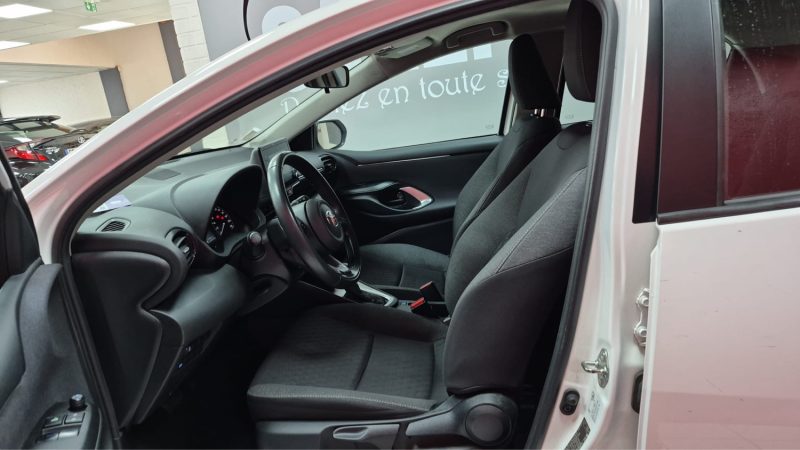 TOYOTA YARIS 4 HYBRIDE 116cv DYNAMIC BUSINESS/1 ERE MAIN/TVA RECUPERABLE
