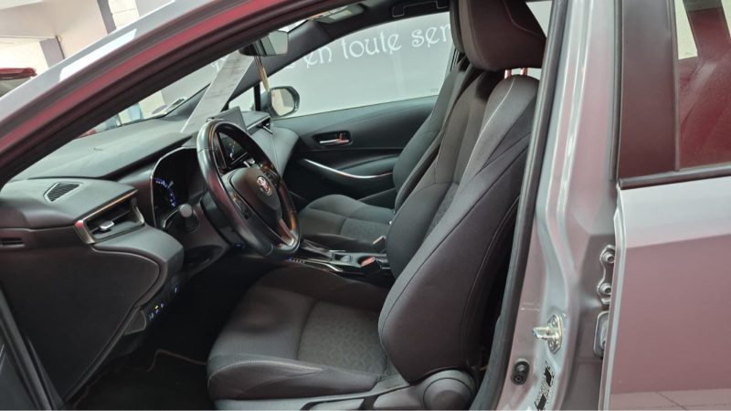 TOYOTA COROLLA TOURING SPORTS 122cv DYNAMIC BUSINESS/1 ERE MAIN/TVA RECUPERABLE