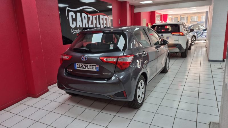 TOYOTA YARIS HYBRIDE 100cv FRANCE BUSINESS/1 ERE MAIN
