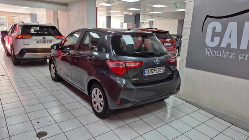 TOYOTA YARIS HYBRIDE 100cv FRANCE BUSINESS/1 ERE MAIN