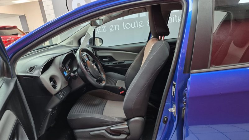 TOYOTA YARIS HYBRIDE 100cv FRANCE BUSINESS/1 ERE MAIN