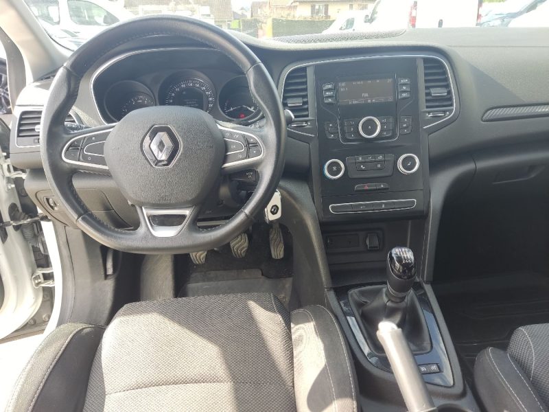 RENAULT MEGANE IV 1.5 DCI 110CH ENERGY LIFE GARANTIE 6 MOIS 5 PORTES TVA  RECUPERABLE 2018