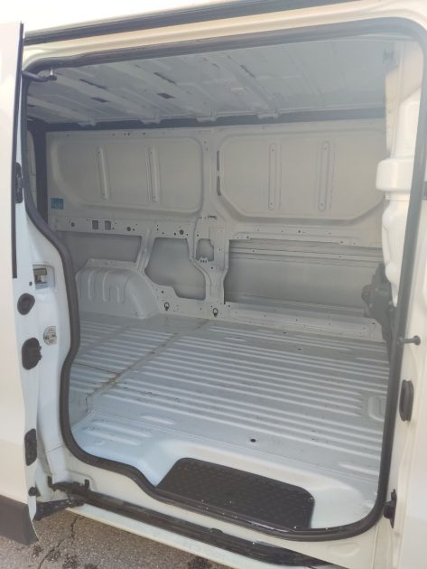 RENAULT TRAFIC 3  L2H1 1200 1.6 DCI 120CH ENERGY GRAND CONFORT EURO6 GARANTIE  6 MOIS TVA RECUPERABLE 2019