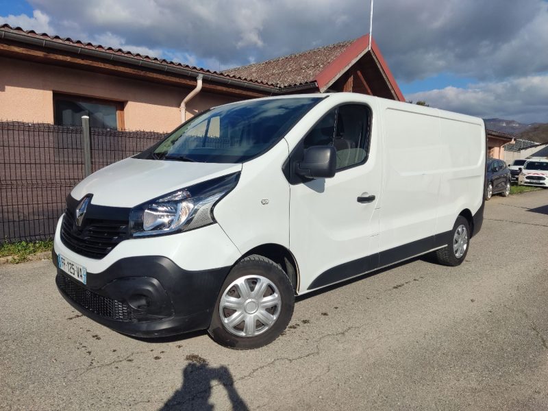 RENAULT TRAFIC 3  L2H1 1200 1.6 DCI 120CH ENERGY GRAND CONFORT EURO6 GARANTIE  6 MOIS TVA RECUPERABLE 2019