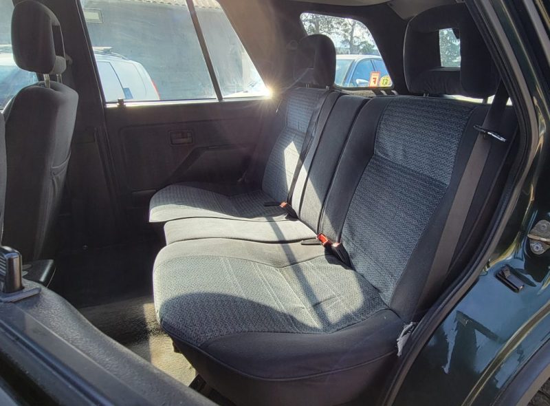 Opel Frontera 2.5 TD 115 ch – 4x4 robuste et polyvalent